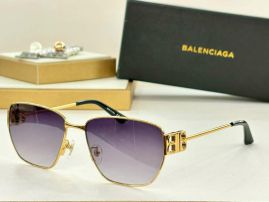 Picture of Balenciga Sunglasses _SKUfw56656005fw